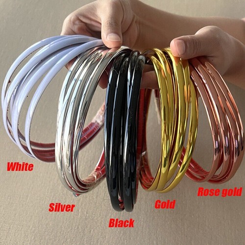 Self adhesive moulding trim - self,